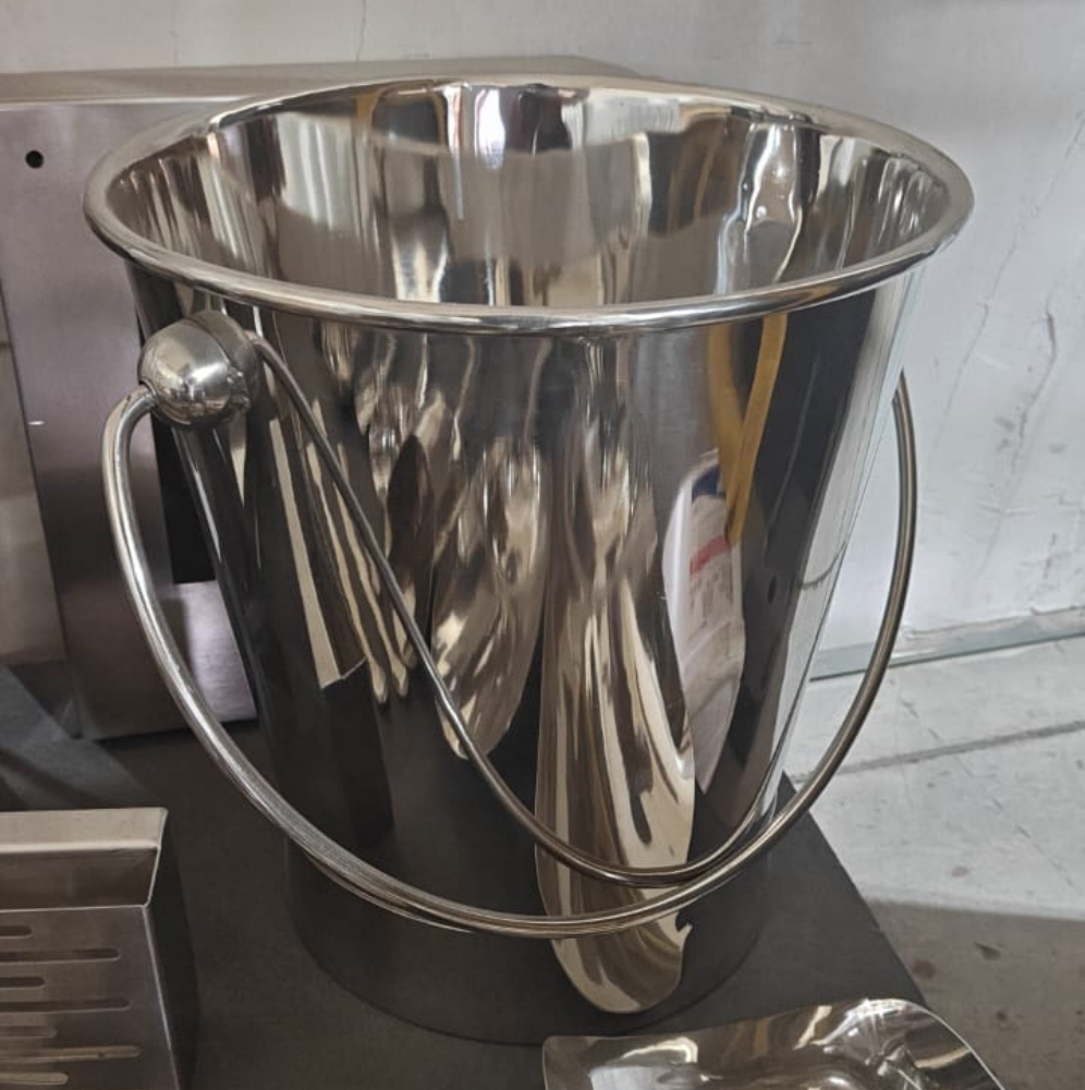 SS 316 Bucket (with handle) – Use : for glassware washing (10 Ltr) - Image 6